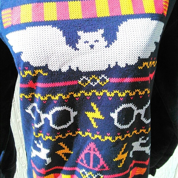 NWOT Harry Potter Sweater - Picture 2 of 3
